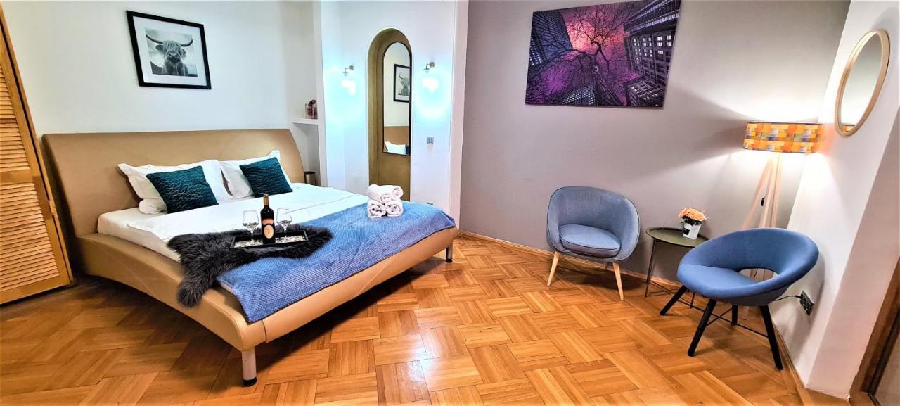 Central Arghezi Art Deco Apartment Piata Universitatii Boekarest Buitenkant foto